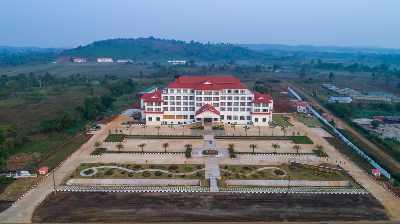 Paksong Danngarm Hotel Exterior photo